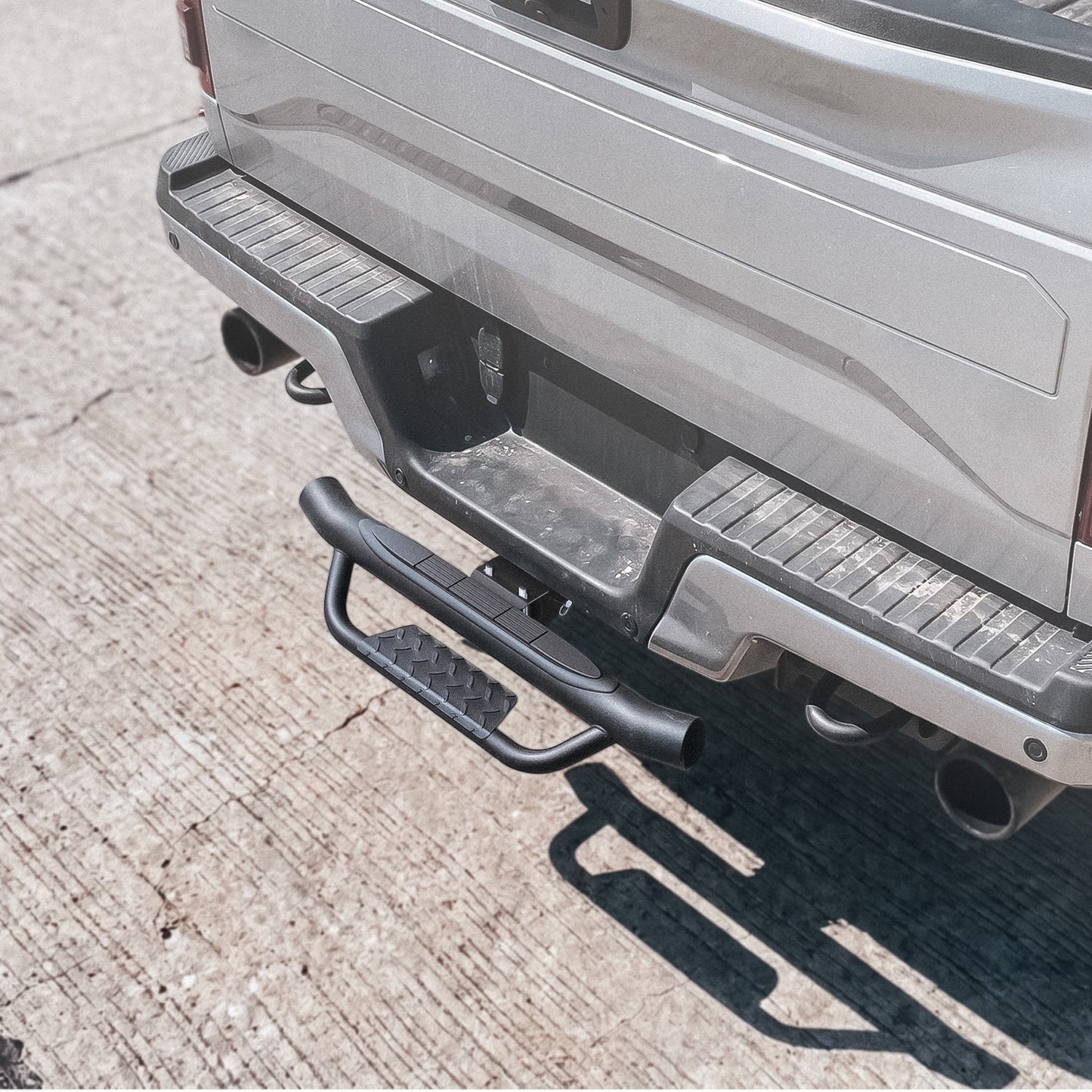 2" Receiver Dakrova Heavy-Duty Trailer Hitch Step Bar | For 2 Inch Hitch Receiver, Black Bumper Protector
